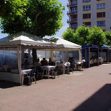 Pension "La Marina" Castro Urdiales Eksteriør billede