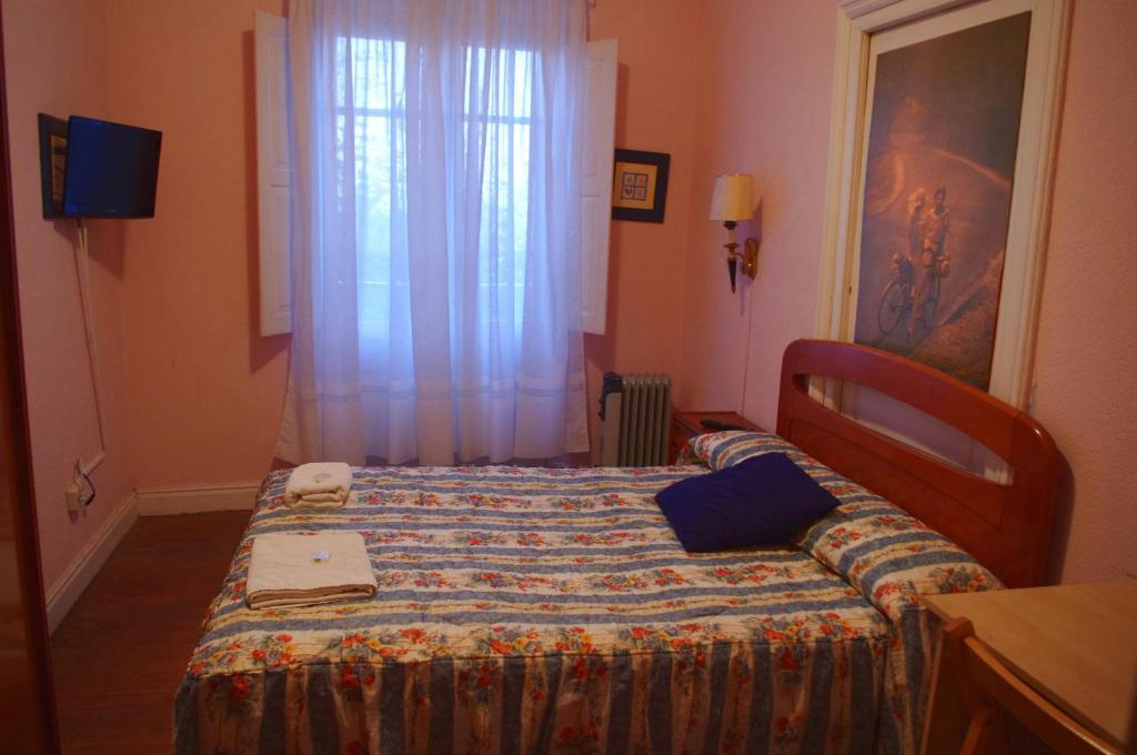 Pension "La Marina" Castro Urdiales Værelse billede