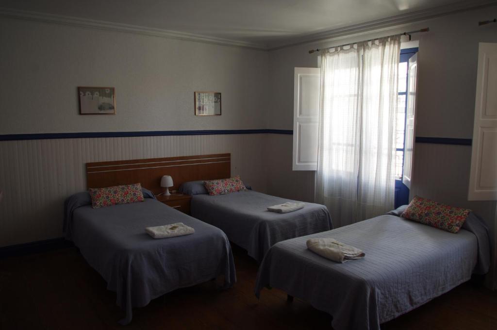 Pension "La Marina" Castro Urdiales Eksteriør billede