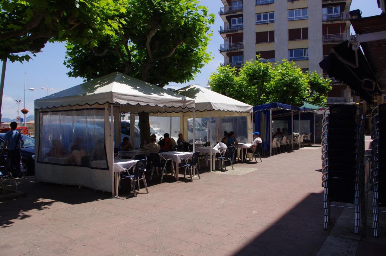Pension "La Marina" Castro Urdiales Eksteriør billede